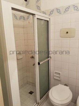 MUY BUEN PRECIO: VENDO AMPLIO DEPARTAMENTO DE 2 DORMITORIOS EN PLANTA BAJA - en zona Catamarca y Laprida